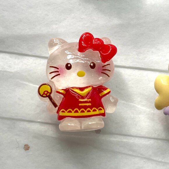 Set of 6 Hello Kitty Style Croc Shoe Charms-Hello Kitty Jibbitz-New! - Picture 5 of 7